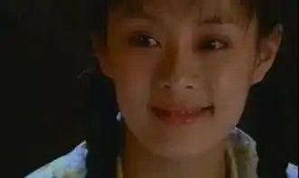 谢娜早年剧照和孙俪飙戏,眼泛泪光演技被赞,满脸胶原蛋白