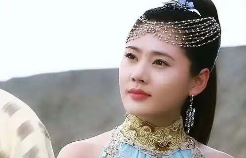 奶奶说她是灾星,妈妈问她怎么不替妹妹死,她搞笑背后全是辛酸泪
