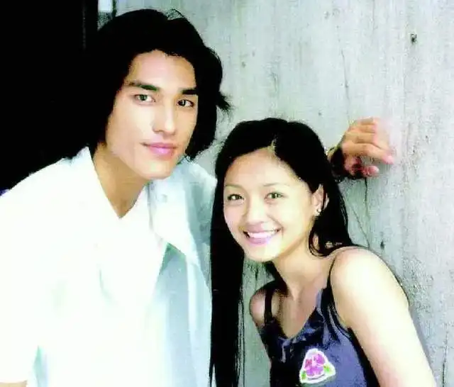 大s承认再婚众星送祝福,旧爱蓝正龙充满了祝福,太棒了