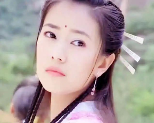 当年的倚天屠龙记才叫美女如云,贾静雯高圆圆都不是最美的