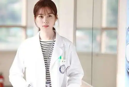 医学行业出现岗位慌,医生仅占医学生的5,医生不吃香了