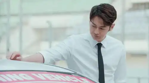 极速青春路杰的能力一会灵一会不灵,天野要帮他找到能力的运用