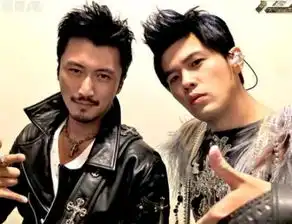 谢霆锋批判当代小鲜肉缺少男性荷尔蒙,这些男明星谁的妆最妖艳