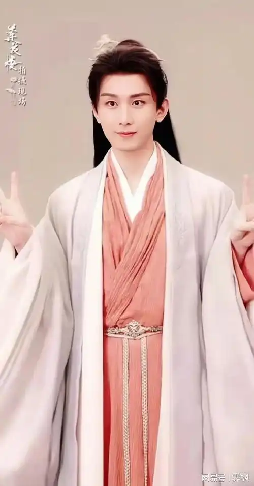 成毅壁纸,我最爱成毅饰演的李莲花