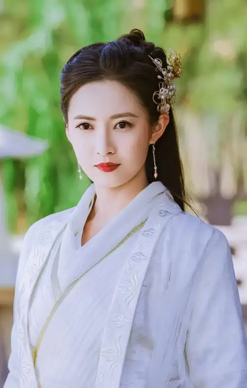 新倚天还在热播,老赵敏又一治愈新剧已定档网友熬夜都要追
