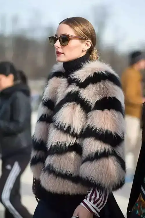 高领毛衣大衣,才是秋冬绝配
