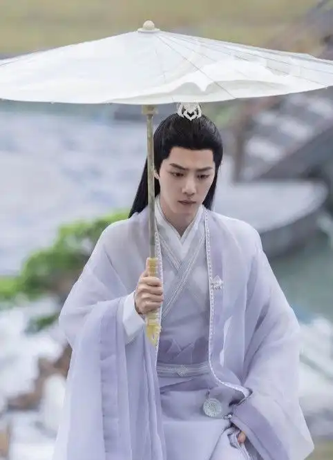 玉骨遥晒肖战古装剧照,孤高清冷的时影,与魏婴判若两人2