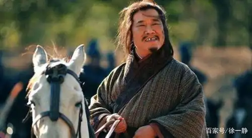 从卧龙凤雏人物角色的不同命运来看三国演义作者罗贯中的写作手法