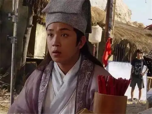 白蛇传剧照潘粤明