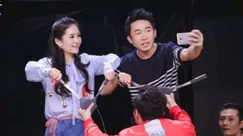 孕妈谢娜发文为杨迪庆生,有一种友情,叫做娜迪情