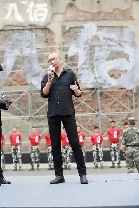 八佰是中国电影的救市之作别闭眼吹了
