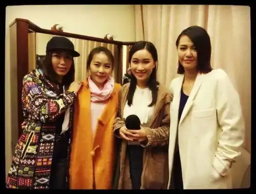 闻香识女人勇做大海,不做杯子电台主持人独立音乐人思斯