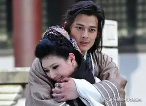 郭品超与师妹约会被拍失控怒摔记者相机
