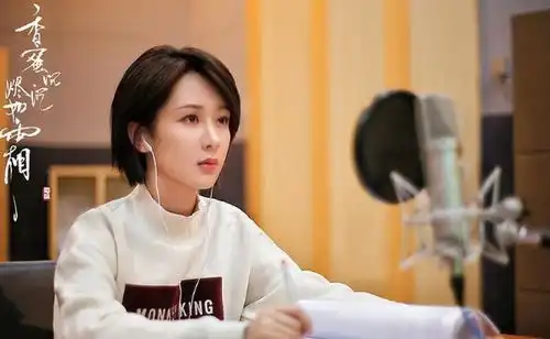 杨紫为戏瘦18斤,与邓伦吻戏多,难怪香蜜开播势头超延禧
