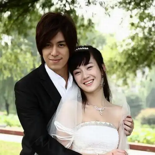 夏家三千金这部剧有毒,男女配都火了,唯独女主被迫退圈