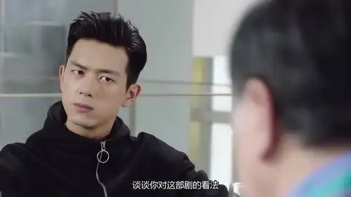 亲爱的热爱的佟年自带亲切感,长得还甜美,韩商言有了危机感