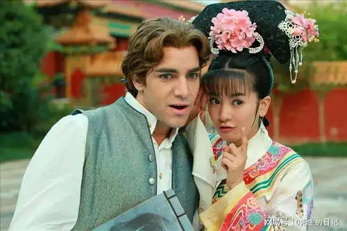 新还珠格格里的他跟同性男友结婚了,祝福