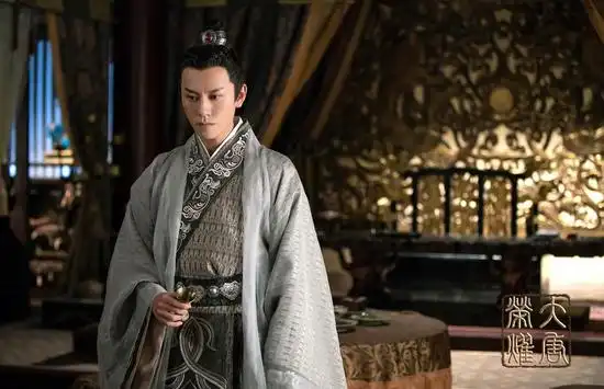 大唐荣耀秦俊杰领盒饭赚足眼泪
