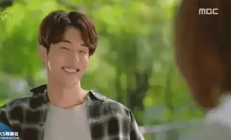 她们用几百块的卫衣撑起整部剧
