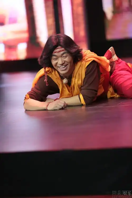 宝宝离婚风波后亮相柳岩小岳岳加盟其新作