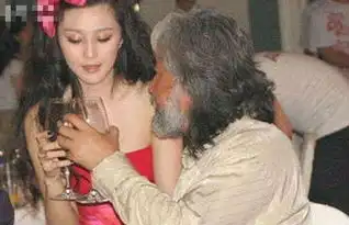 范冰冰花再有钱都删不掉的照片,网友信息量大但心里有数