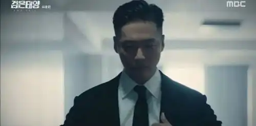 黑色太阳大结局,女主角只负责漂亮,南宫珉独撑十二集
