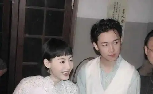 被骂了9年的内娱第一渣男,34岁和张柏芝高调恋爱全网都想嫁给她