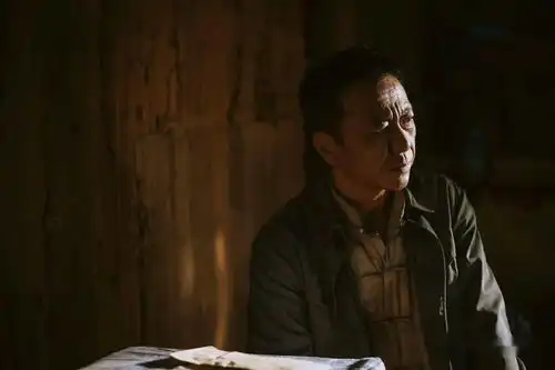 不信你不看,全国院线电影石漠花开精彩剧照