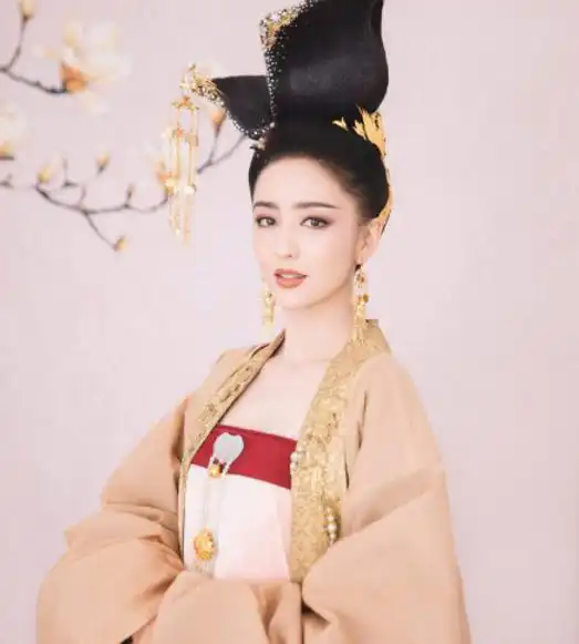 佟丽娅古装表演芒种被赞美,但她最好看的古装是这个角色
