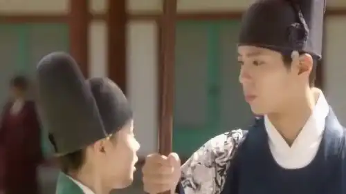 女扮男装混进宫,却不知自己早就被殿下看穿