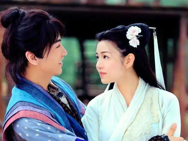 杨幂刘恺威唐嫣罗晋盘点明星夫妻情侣的定情作
