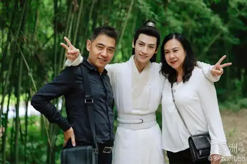 罗云熙doki超全的罗云熙资讯粉丝直播活动集合