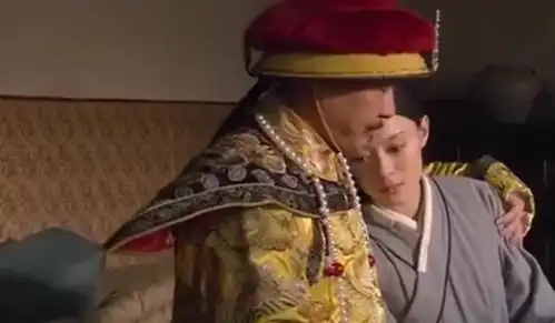 甄嬛传从哪里可以看出苏培盛早已背叛甄嬛
