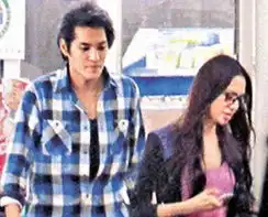 白歆惠撇同居男友热恋蓝正龙秘密夜会爱痴缠