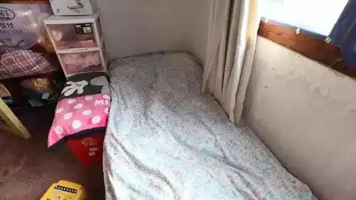 28㎡的小房子竟改造成2居室厨房还挺大的