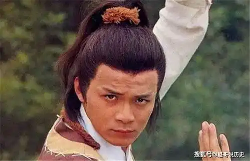 射雕英雄传中的欧阳锋,他的老婆是谁嫂子又是谁