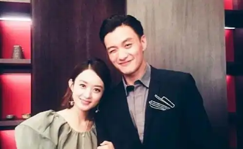 赵丽颖公开喊他大哥,还亲密合照并带他上节目,两人啥交情
