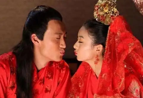 想知道颖宝为什么选择冯绍峰吗,来这里
