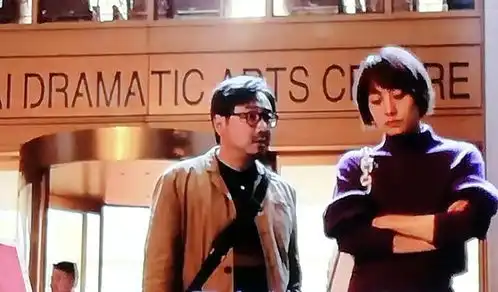 爱情神话中徐峥与马伊琍看话剧的安福路