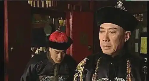 和珅被嘉庆赐死,他拿出乾隆给的保命诏书,不料里面只有3个字