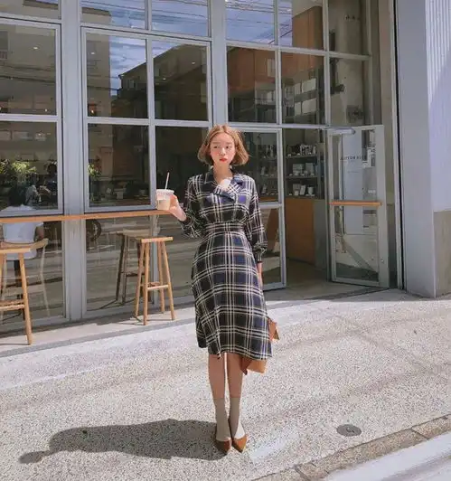 春夏连衣裙搭配瘦瘦裙什么鬼显胸大显脸小,简直撩翻了