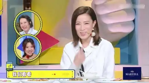 佘诗曼喜欢抓后宫嫔妃照镜子,佘诗曼自我调侃紫荆城的发型总监