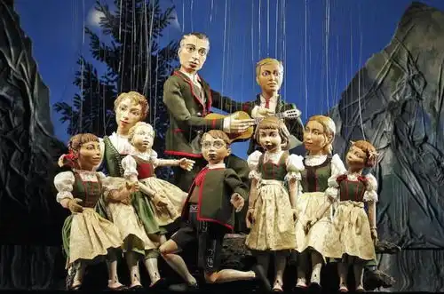 音乐频道循环播放的音乐之声,原来是在萨尔茨堡拍的
