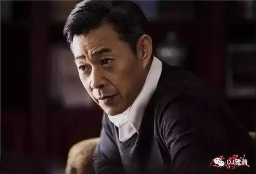 比姜文出道早,合作大导演,演过霸王别姬的张丰毅,为何没像巩俐走向国际
