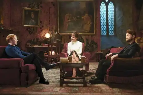 魁地奇比赛改名四球,和jk罗琳划清界限,她又被魔法世界开除一次
