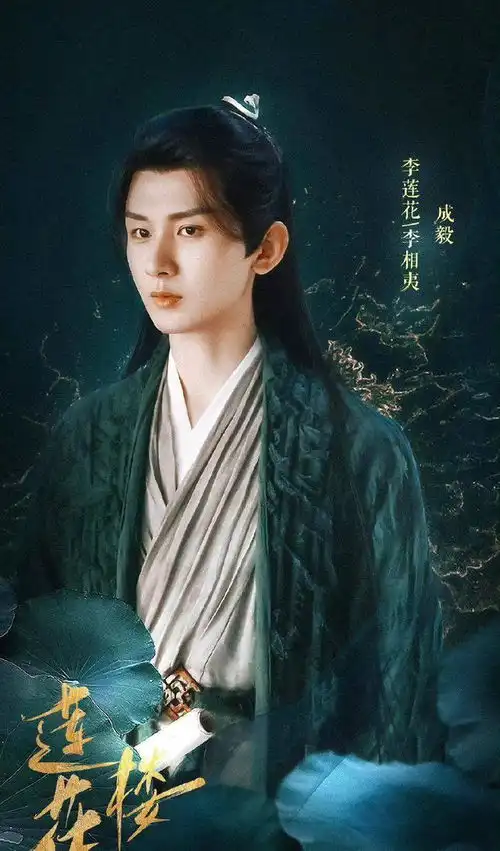 暑期档第二波来袭肖战对阵迪丽热巴,杨超越对阵成毅,谁能突围
