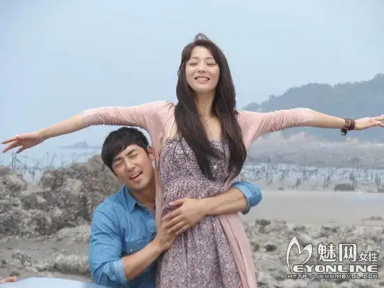 韩高恩男友是谁可疑的家族金成洙韩高恩成为最佳搭档
