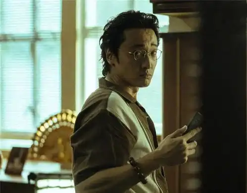 孤注一掷将破19亿5位香港演员功不可没,邓萃雯哭戏感人
