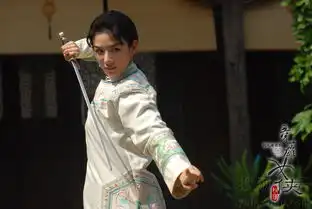 秋瑾不爱红妆爱武装黄奕演绎民国花木兰
