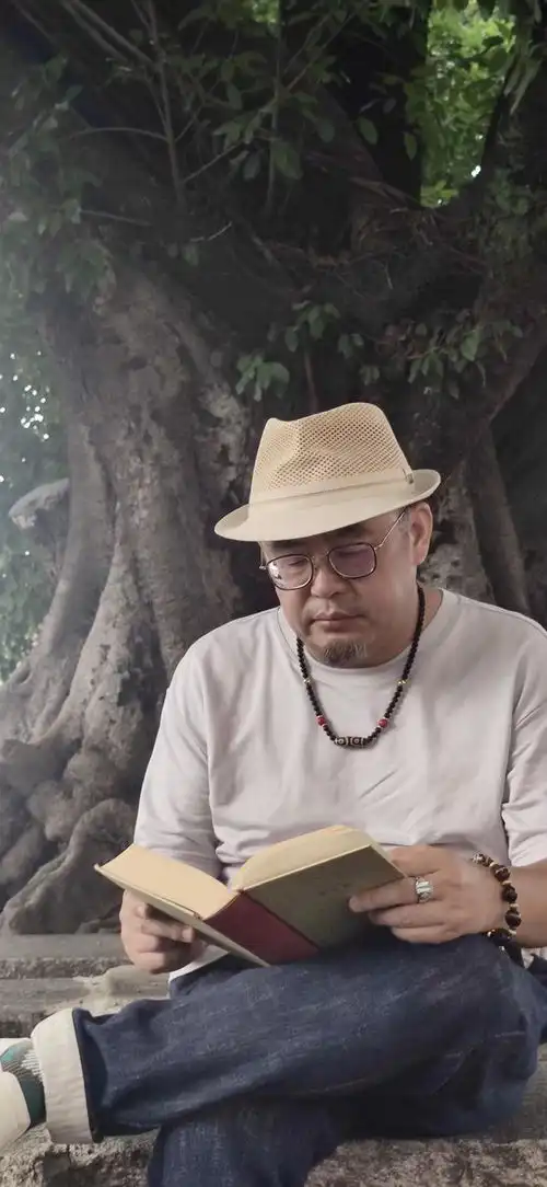 天上之城付梓出版告别平庸,迈入诗意世界